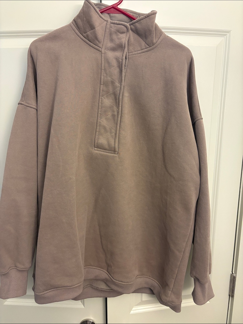 Amazon Women’s Crewneck Pullover Sweater - Mauve Taupe